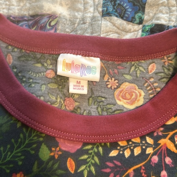 Lularoe Liv - Picture 2 of 2